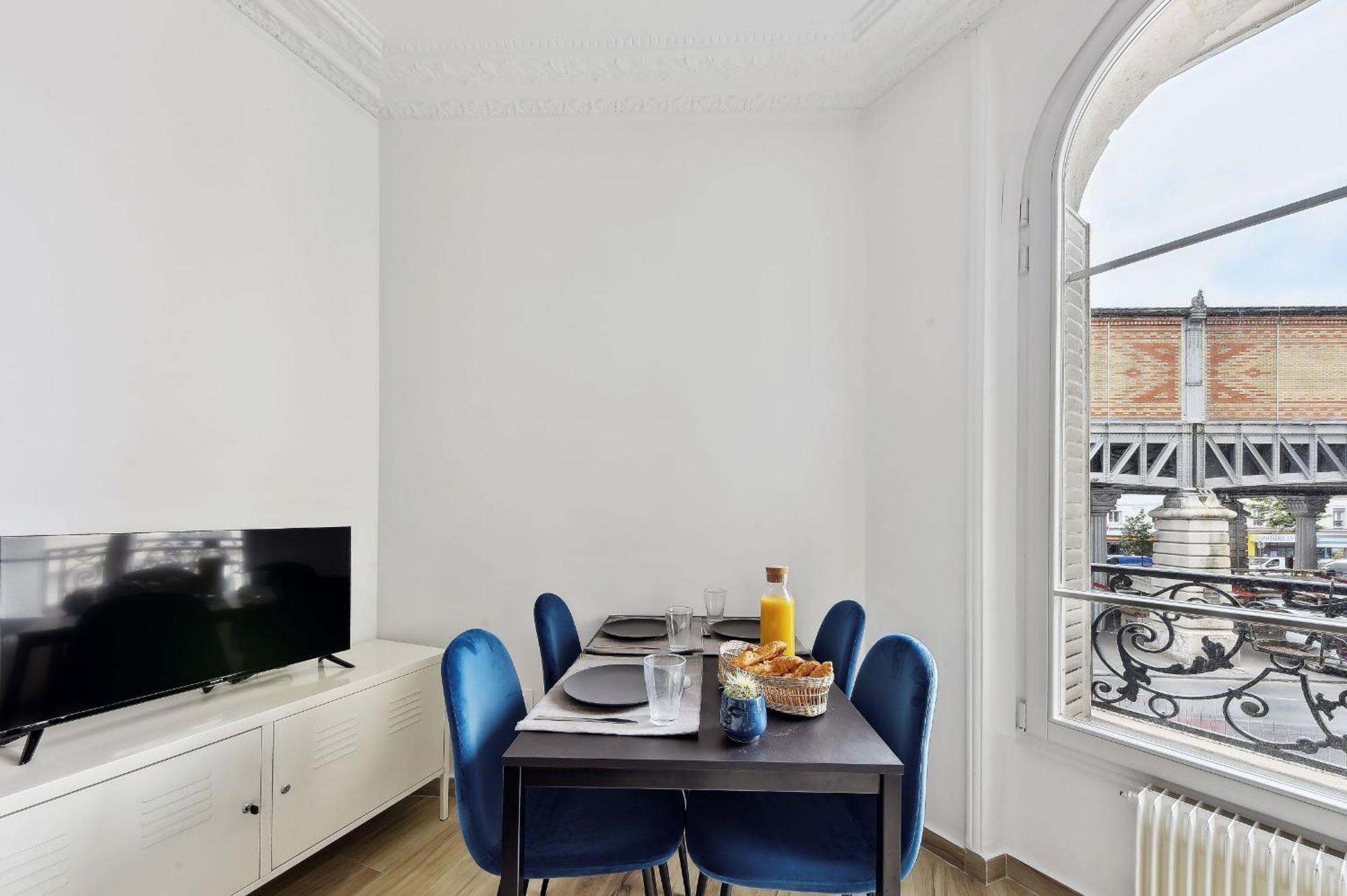 Eiffel Tower & Grenelle - 2br - Cityapartmentstay Appartamento