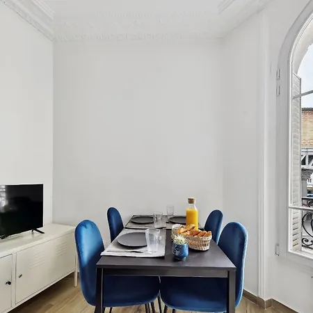 Eiffel Tower & Grenelle - 2br - Cityapartmentstay Apartment
