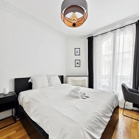 Apartment Eiffel Tower & Grenelle - 2br - Cityapartmentstay *
